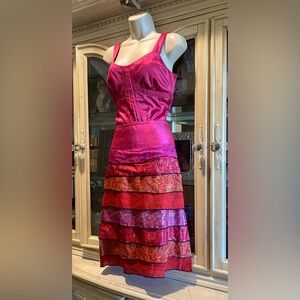 ANN TAYLOR LOFT  size 6 Raspberry Pink  satin top, sleeveless, details so lovely